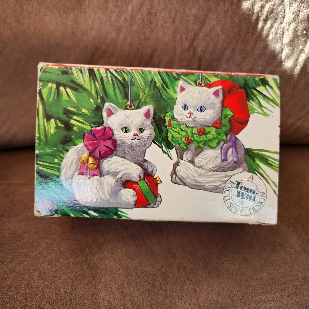 Vintage Christmas kitty cat ornaments 1989